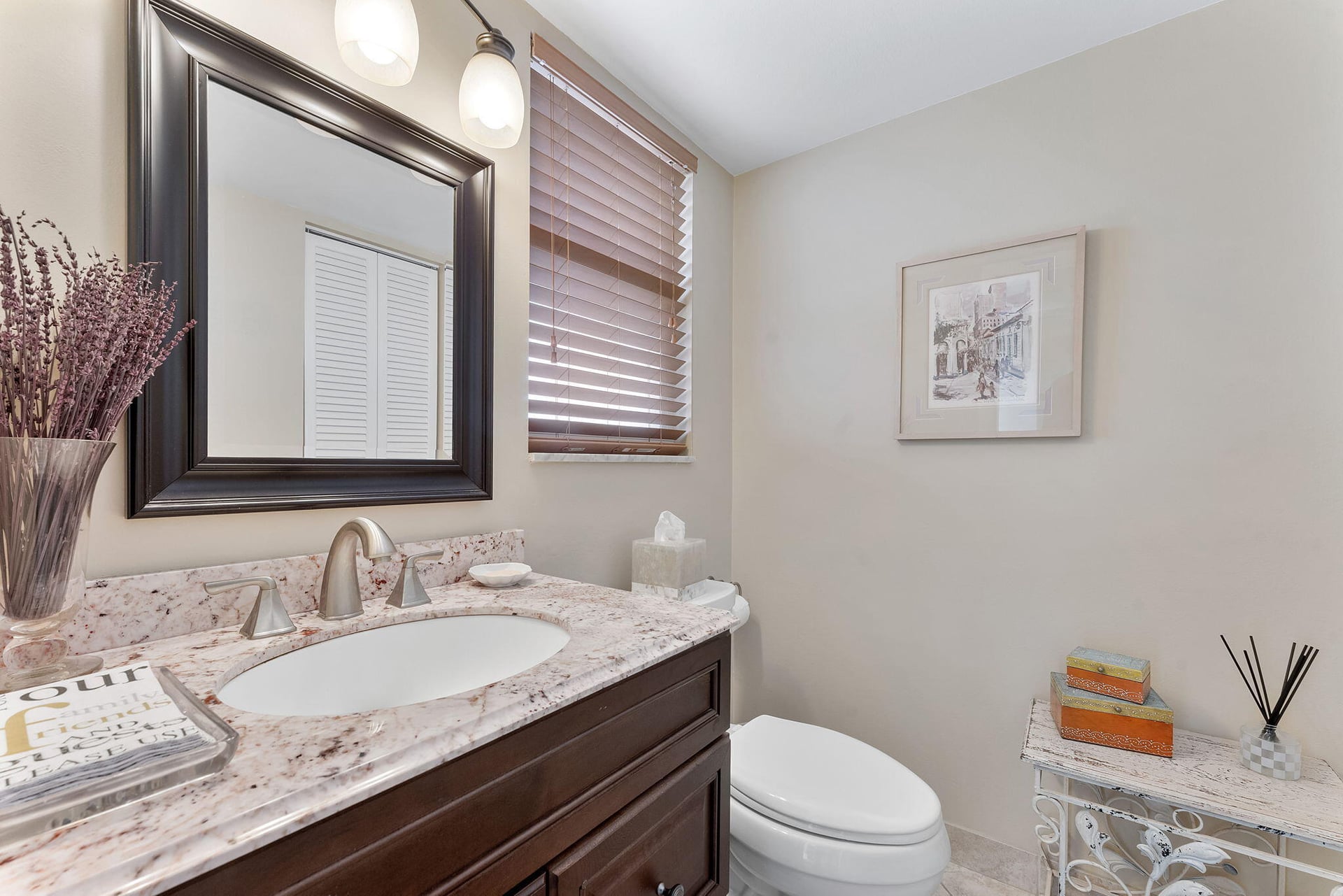 Unit 405 photo 9