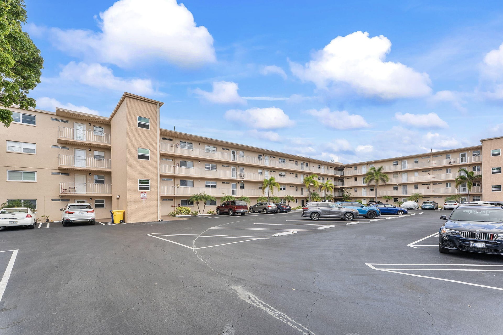 Unit 405 photo 27