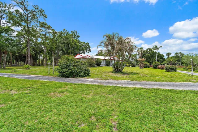  Residence photo 8