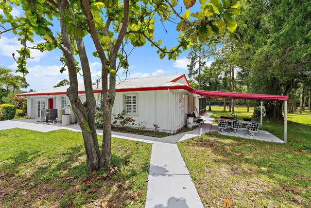  Residence photo 15
