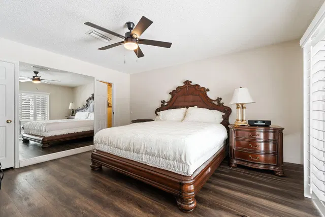 Residence photo 23