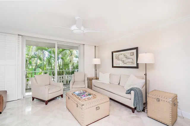 North End Palm Beach Unit 2020 photo 4