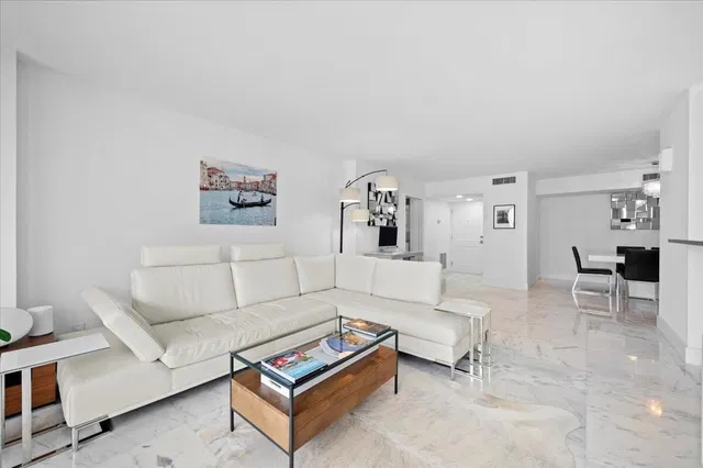 Singer Island Unit 1806 photo 4