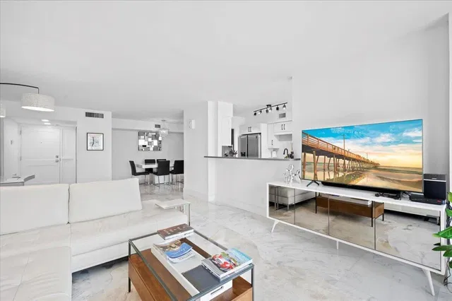 Singer Island Unit 1806 photo 5