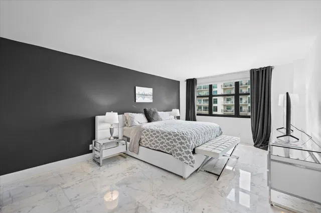 Singer Island Unit 1806 photo 11