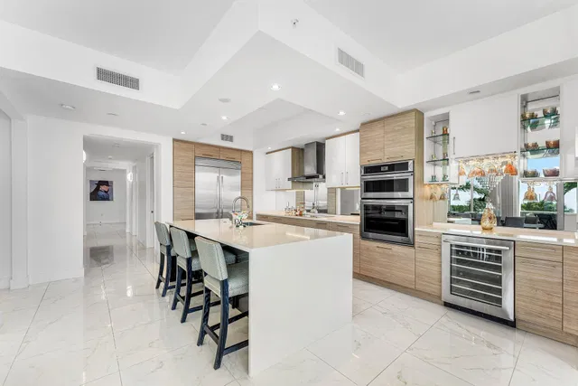 Water Club North Palm Beach Unit 403 photo 8