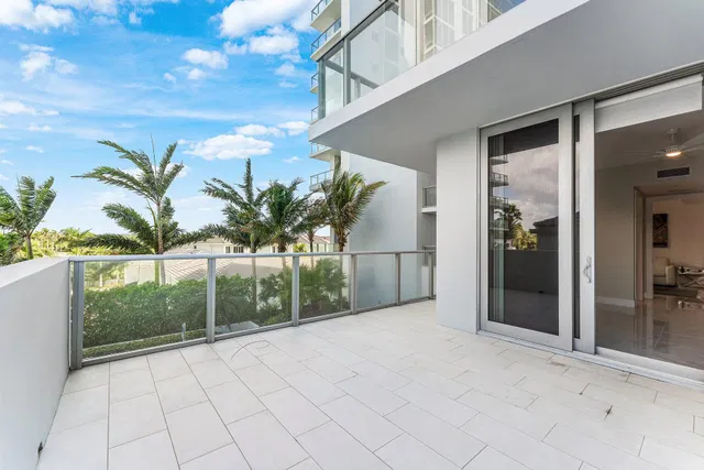Water Club North Palm Beach Unit 403 photo 30