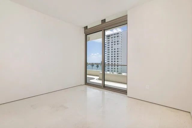 La Clara Palm Beach Unit 504 photo 17