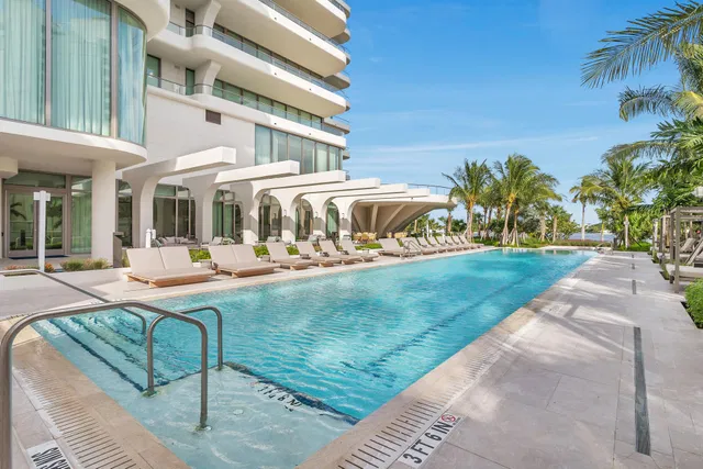 La Clara Palm Beach Unit 504 photo 21