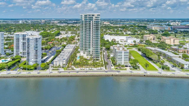 La Clara Palm Beach Unit 504 photo 29