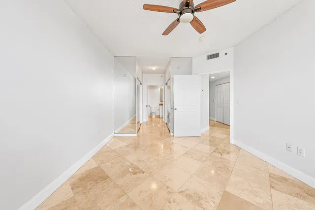 The Montecito Unit 913 photo 14