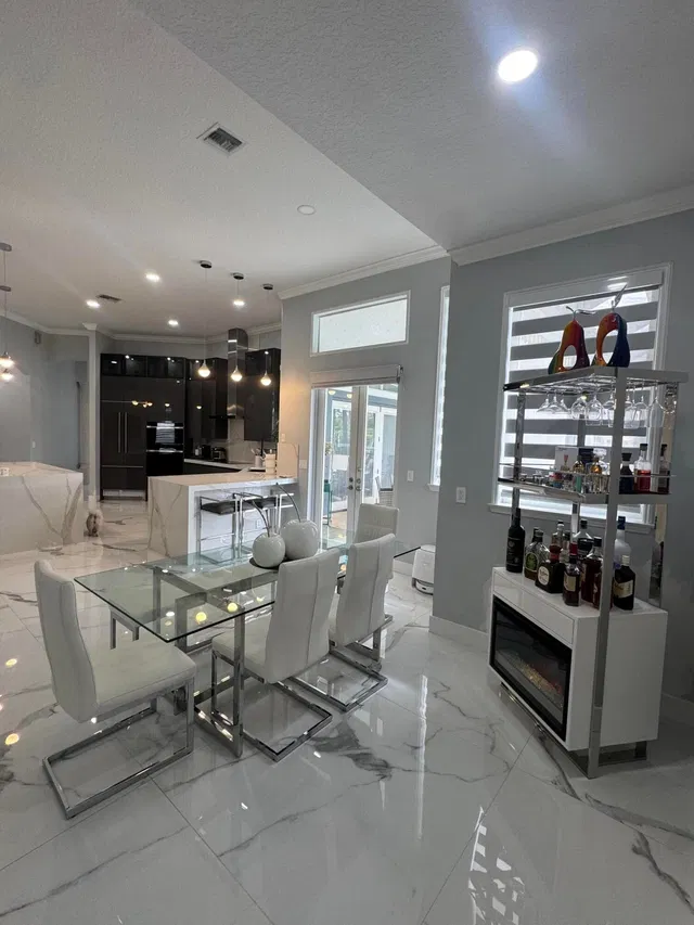 Residence photo 8