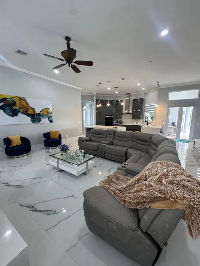 Residence photo 9
