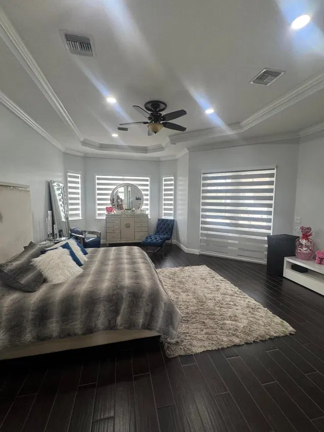 Residence photo 30