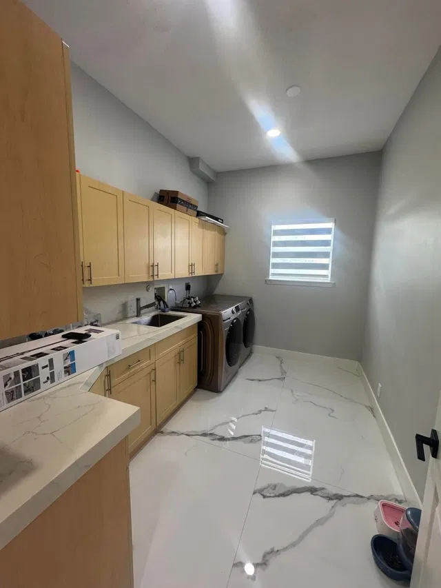 Residence photo 37