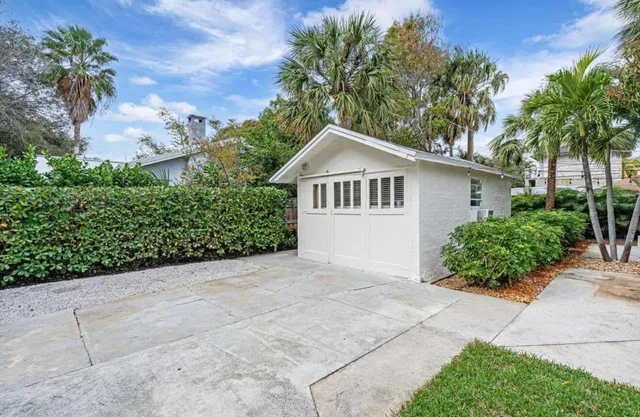 West Palm Beach Residence photo 11