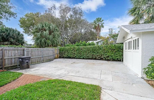 West Palm Beach Residence photo 13