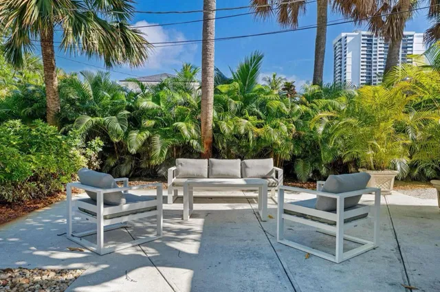 West Palm Beach Residence photo 33