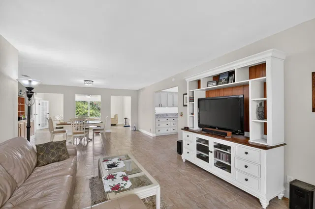 Residence photo 7