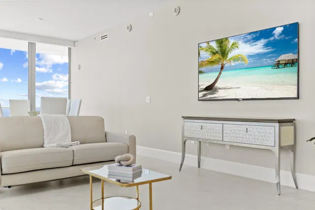 Amrit Ocean Resort & Residences Unit 1103h photo 8