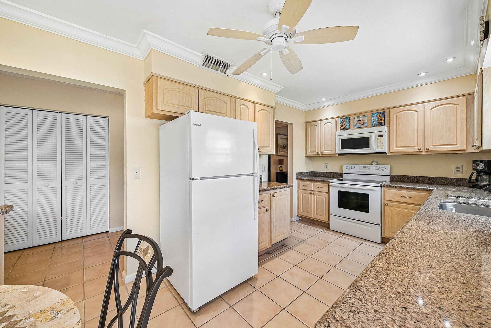 Boca Lago Country Club Homes Unit 18b photo 13