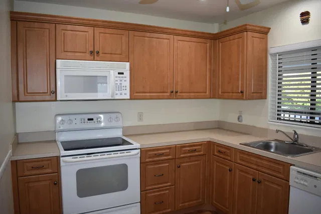 Residence photo 9