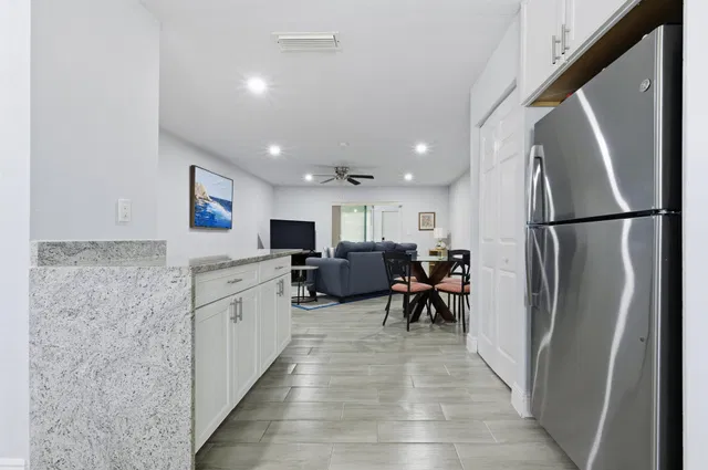 Residence photo 6