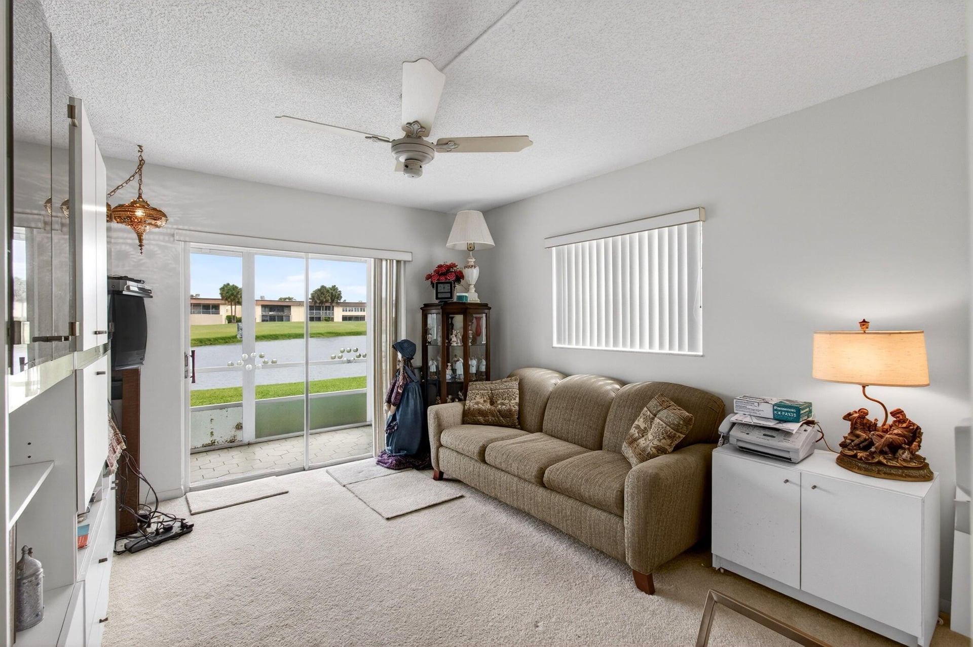  Unit H photo 20
