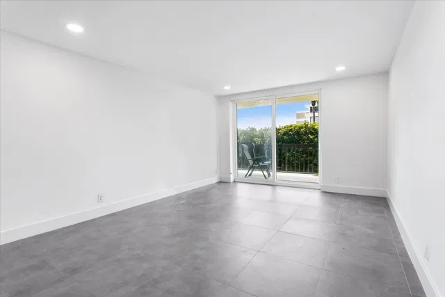 South Palm Beach Unit 203s photo 8