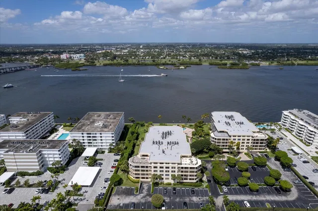 South Palm Beach Unit 203s photo 31
