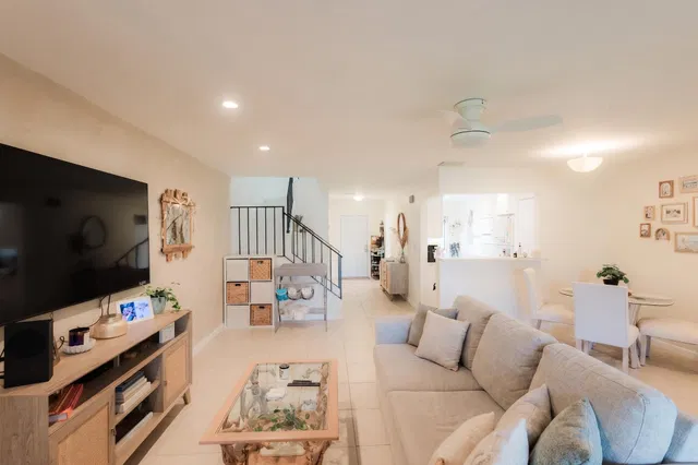 Boca Lago Country Club Homes Unit 25d photo 15