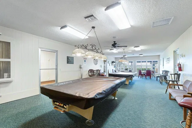Unit 207 photo 25