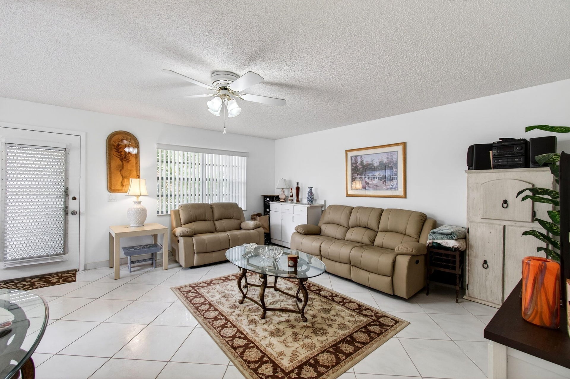  Residence photo 6