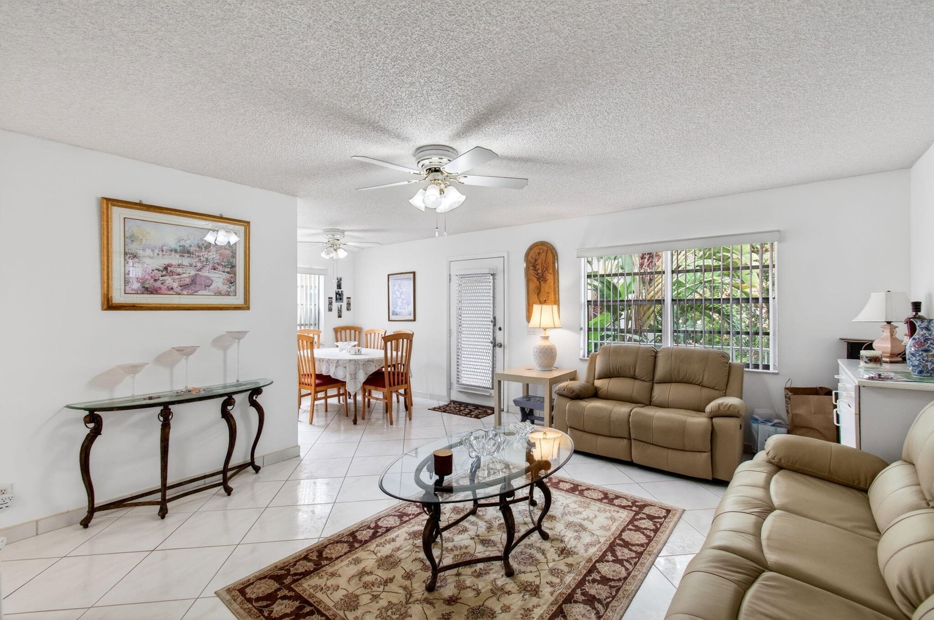  Residence photo 7