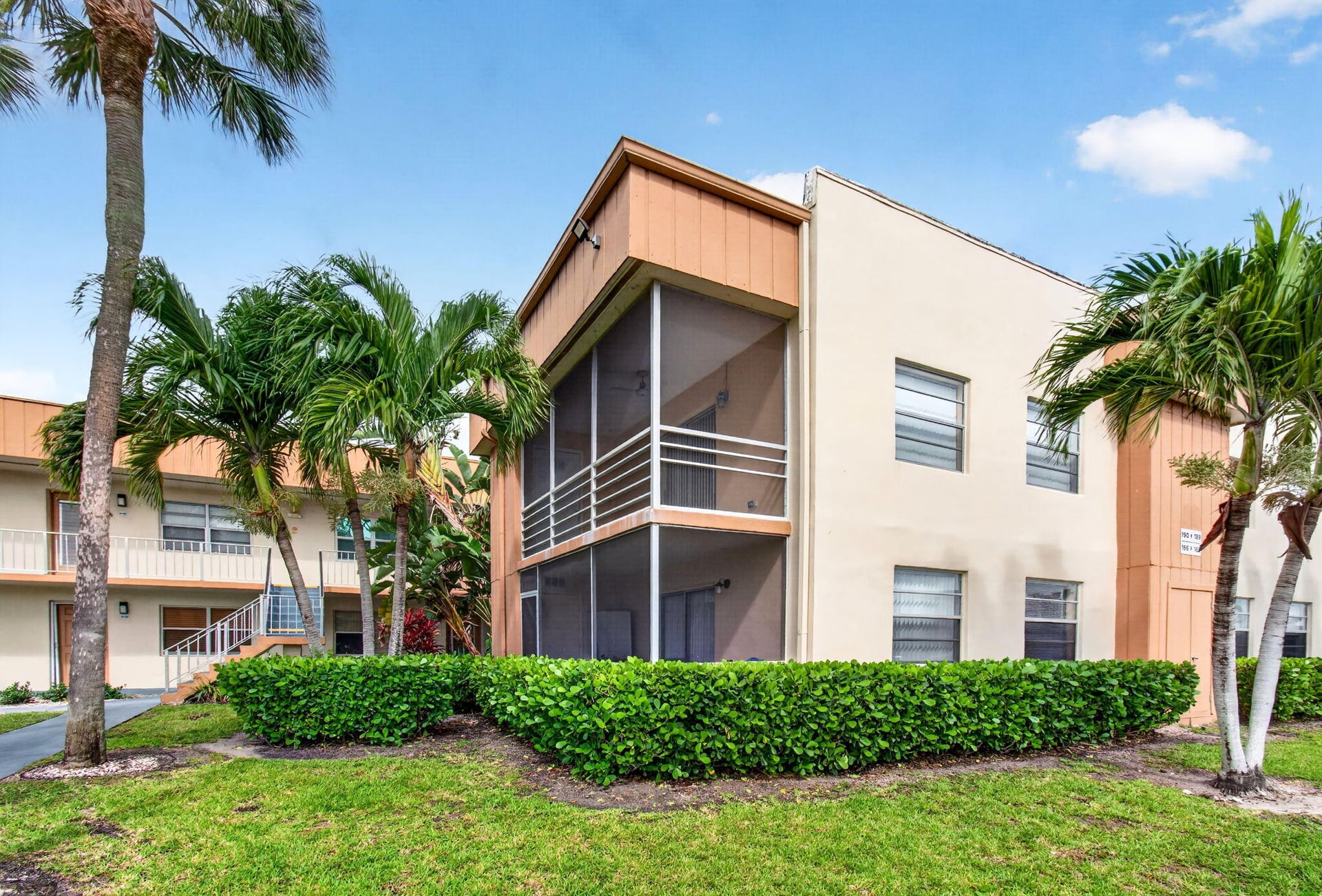  Residence photo 29