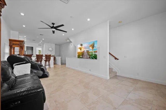 Residence photo 7