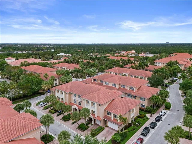 Residence photo 45