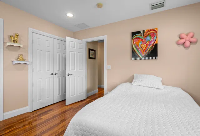 Residence photo 22