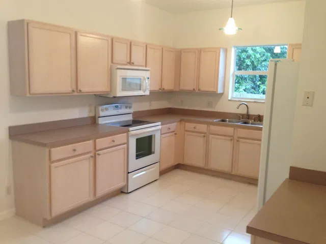 Residence photo 2