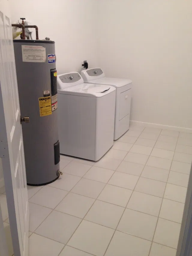 Residence photo 3