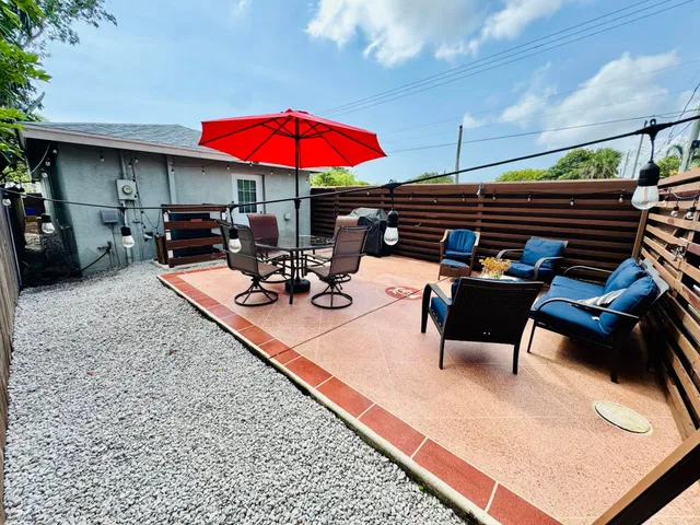 Residence photo 25