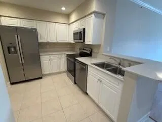 Unit 207 photo 12