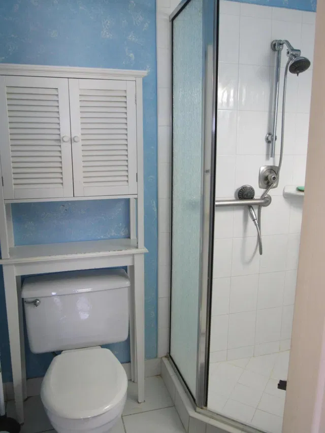 Unit 201 photo 26