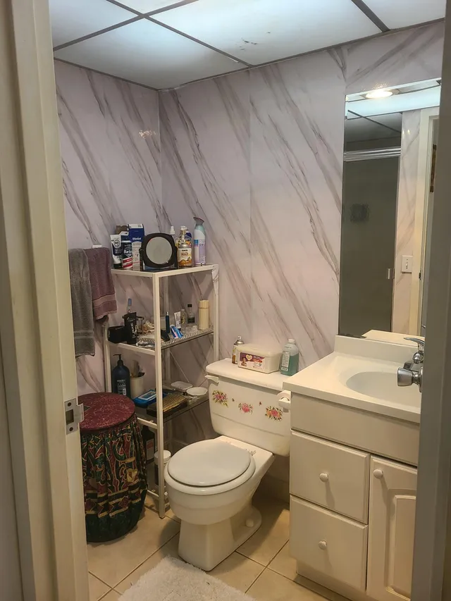 Unit 257 photo 5