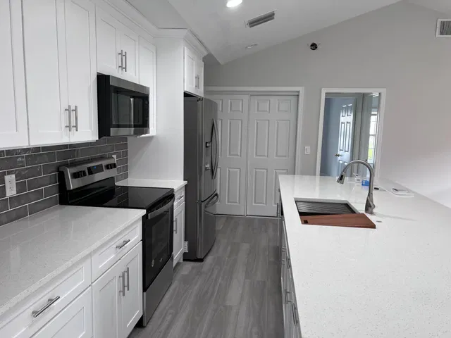Residence photo 6
