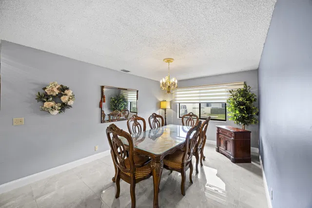 Unit 1601 photo 18