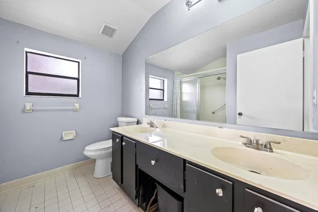  Unit 1601 photo 33