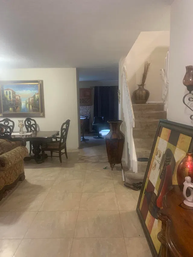 Residence photo 6