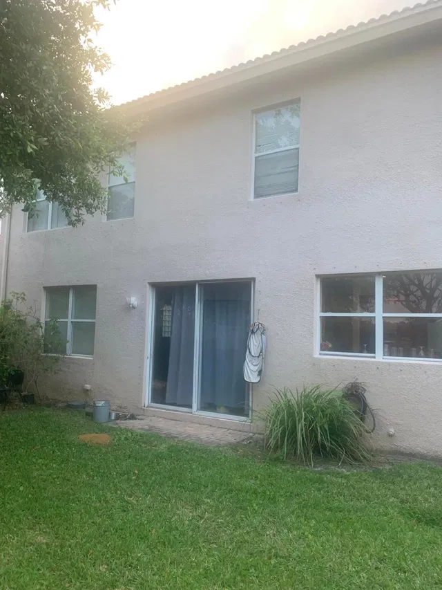 Residence photo 20