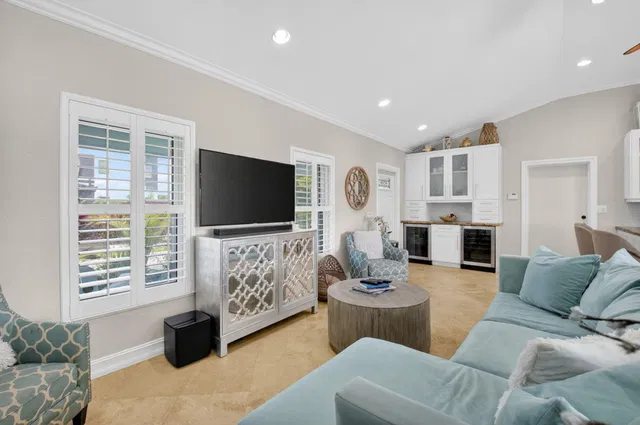 Caribbean Keys Residence photo 11